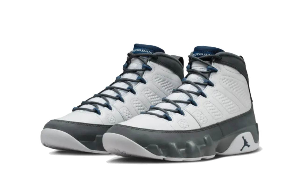 Air Jordan 9 Retro Flint Grey French Blue (2026) HV4794-100 — Vista 2