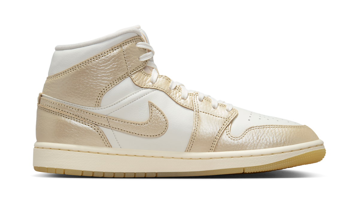 Air Jordan 1 Mid SE Metallic Team Gold (Women's) HV5159-100 — Vista 2