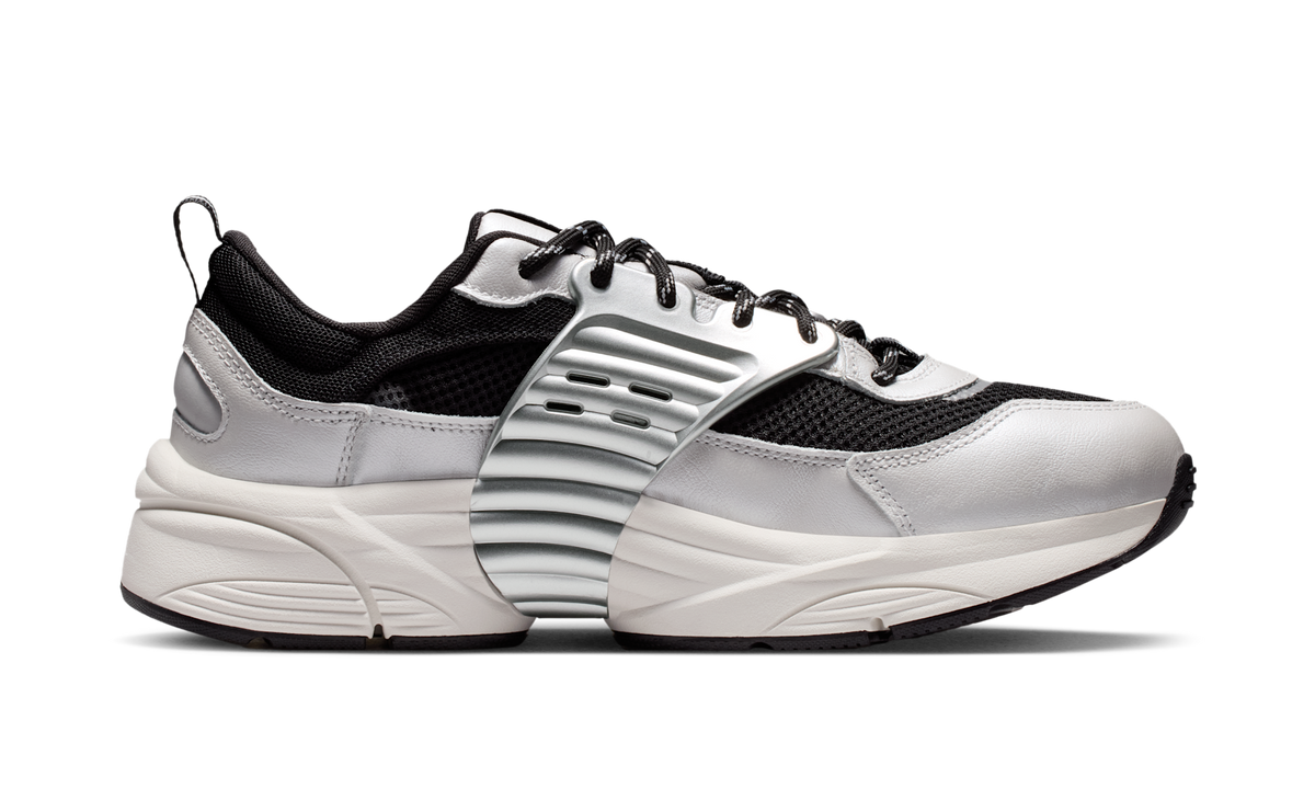 Air Jordan Trunner O/S Photon Dust Black Sail IB3722-010 — Vista 2