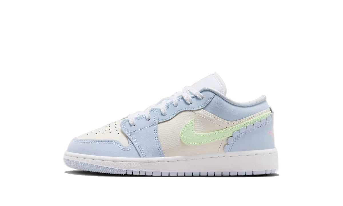 Air Jordan 1 Low SE Half Blue Sail Vapor Green (GS) IB7113-403 — Vista 1