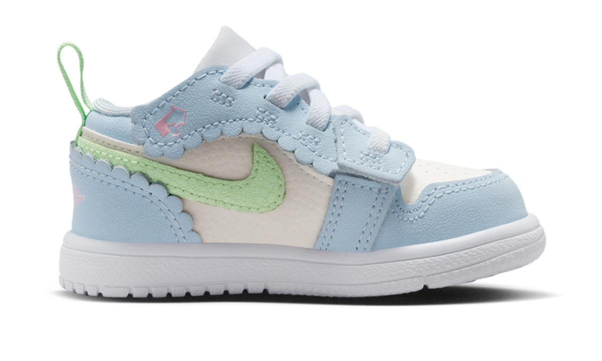 Air Jordan 1 Low ALT SE Love Is In The Air (TD) IB7120-403 — Vista 2