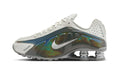 Nike Shox R4 White Iridescent (Women's) — Foto 1