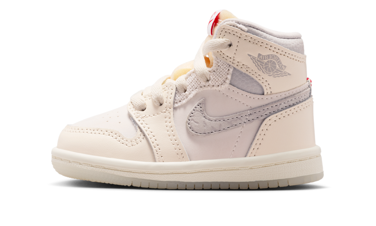Air Jordan 1 Retro High OG Sail University Red (TD) IH4282-100 — Vista 1