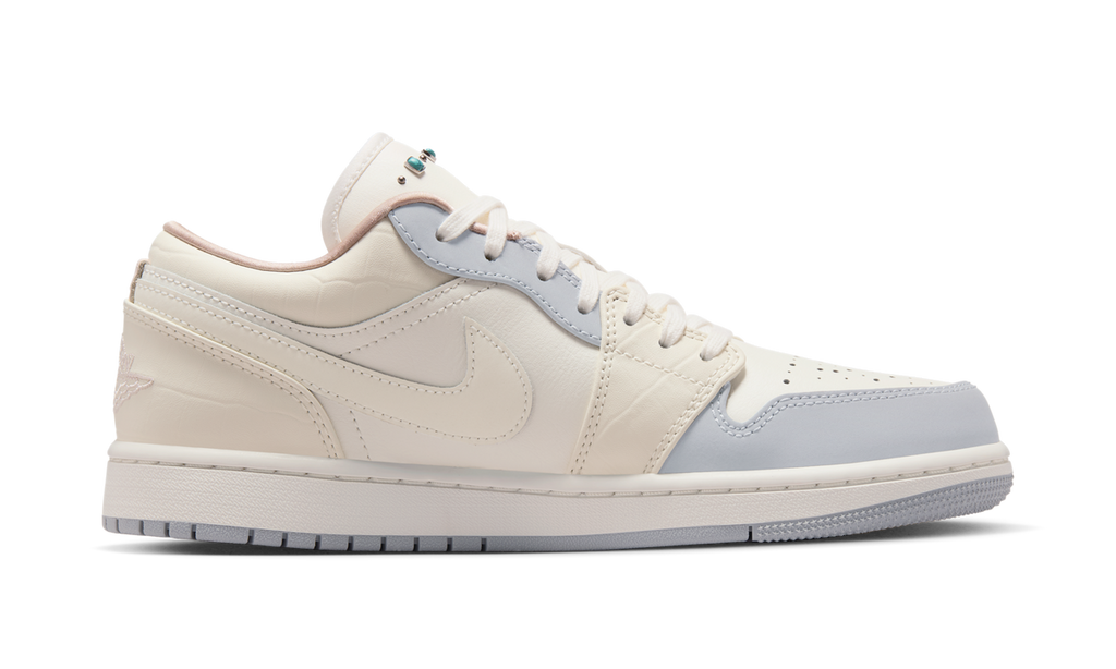 Air Jordan 1 Low Sail Soft Pearl (Women's) IH7323-100 — Vista 2