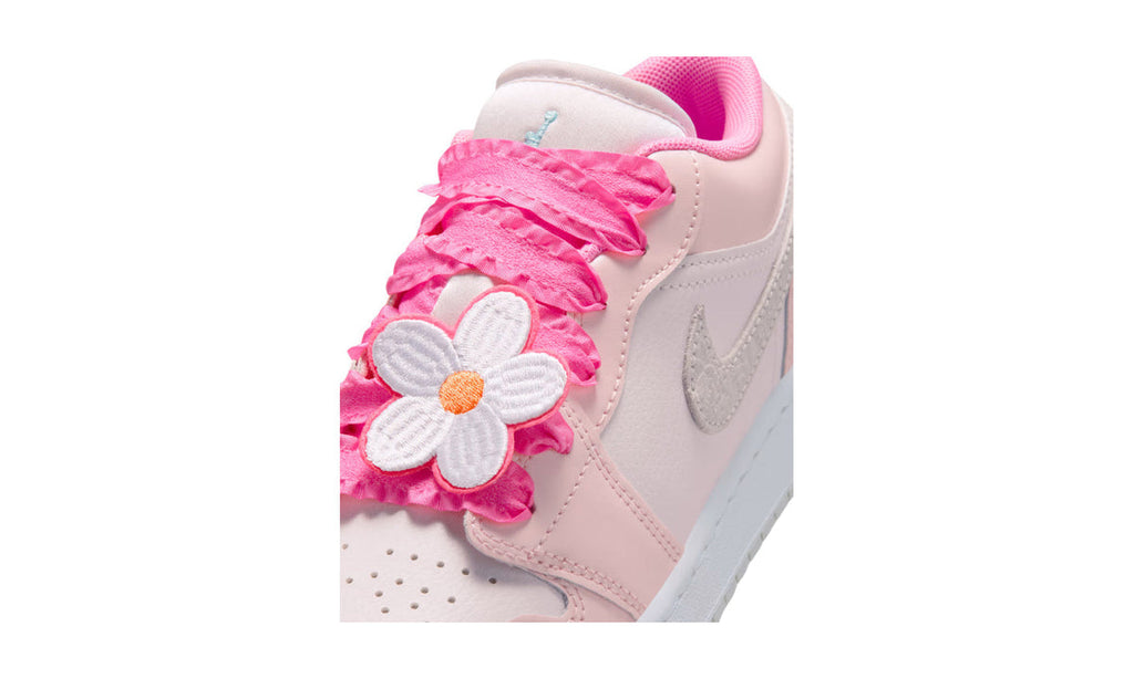 Air Jordan 1 Low SE Pink Bloom (GS) II1247-600 — Vista 3