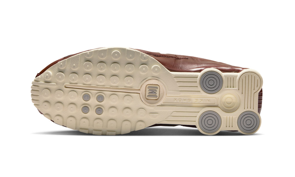 Nike Shox R4 Dark Pony (Women's) — Foto 2