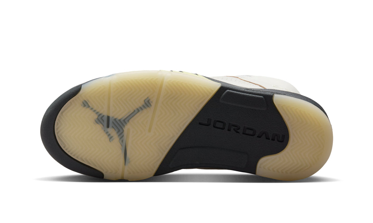Air Jordan 5 Retro Luminous Green (W) IM7592-130 — Vista 3