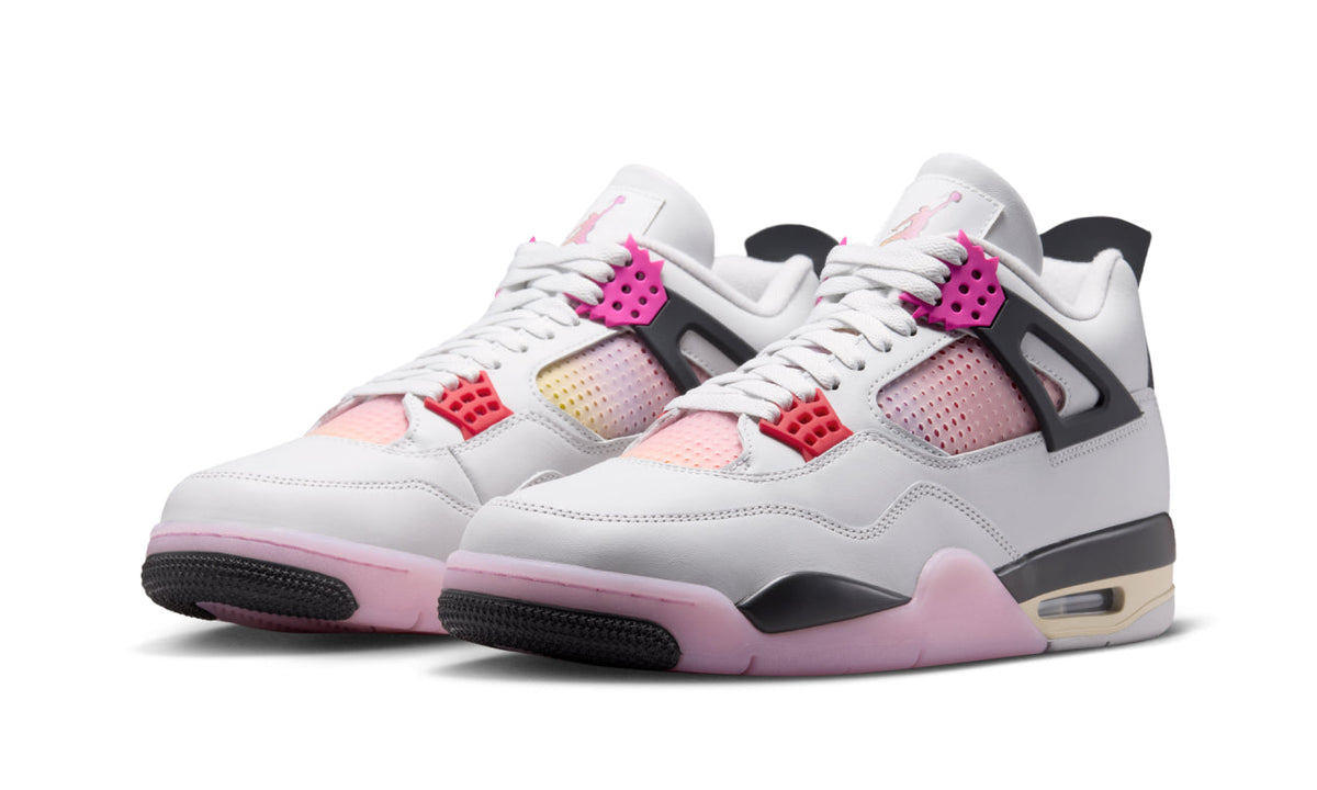 Air Jordan 4 Retro Comic (GS) IO2361-100 — Vista 2