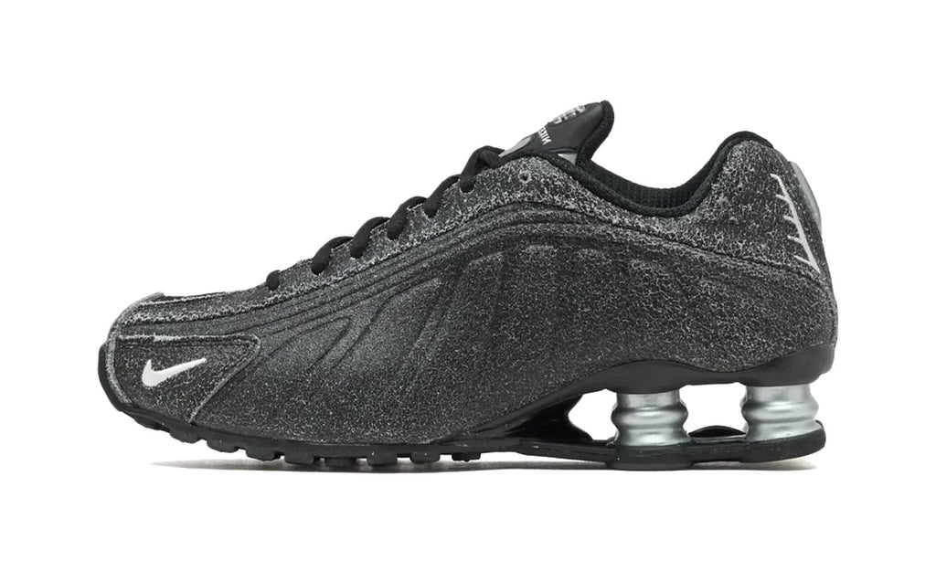 Nike Shox R4 Black Distressed Leather — Foto 1