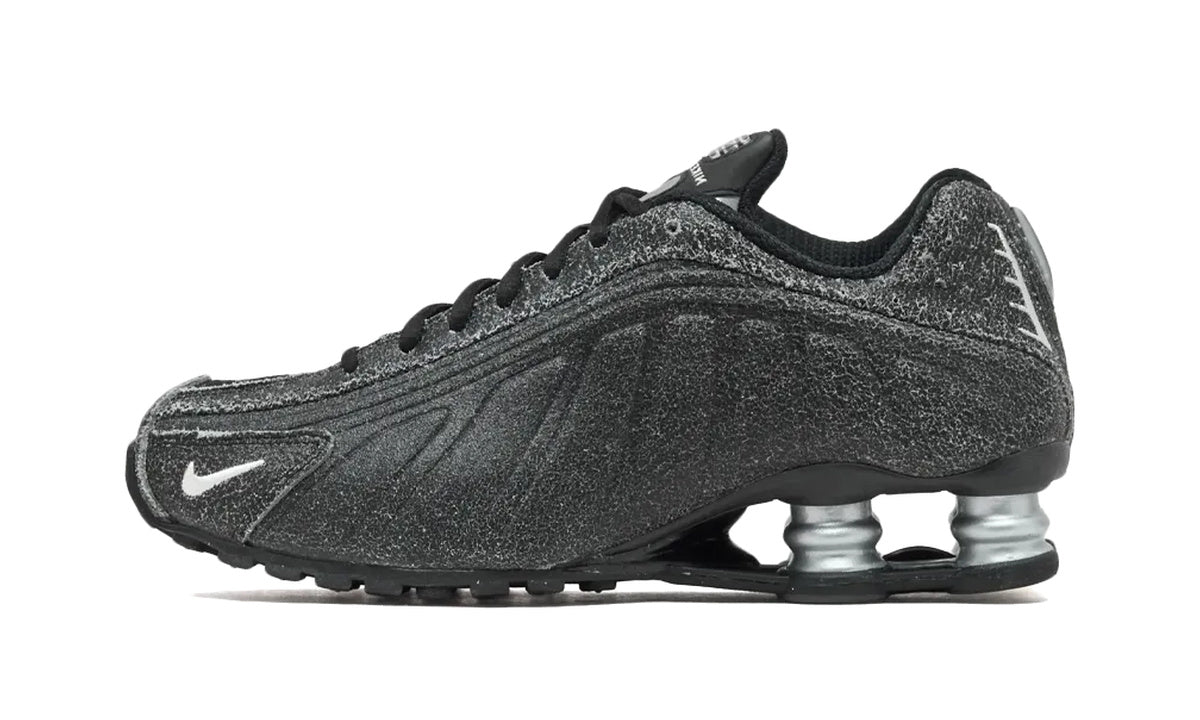Nike Shox R4 Black Distressed Leather — Foto 1