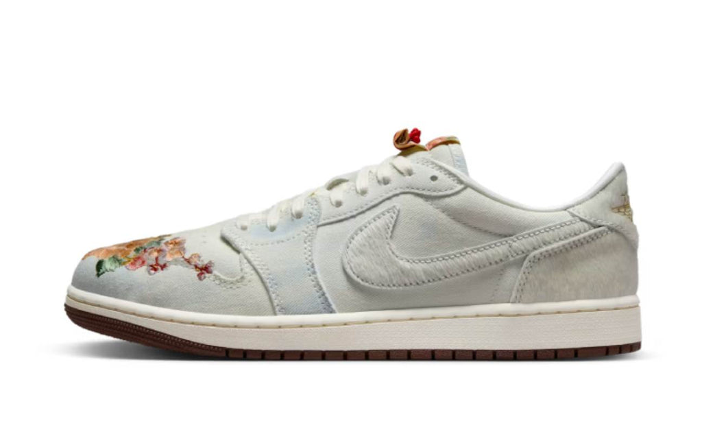 Air Jordan 1 Retro Low OG Football Grey Sail Light Chocolate (2026) IQ1108-011 — Vista 1
