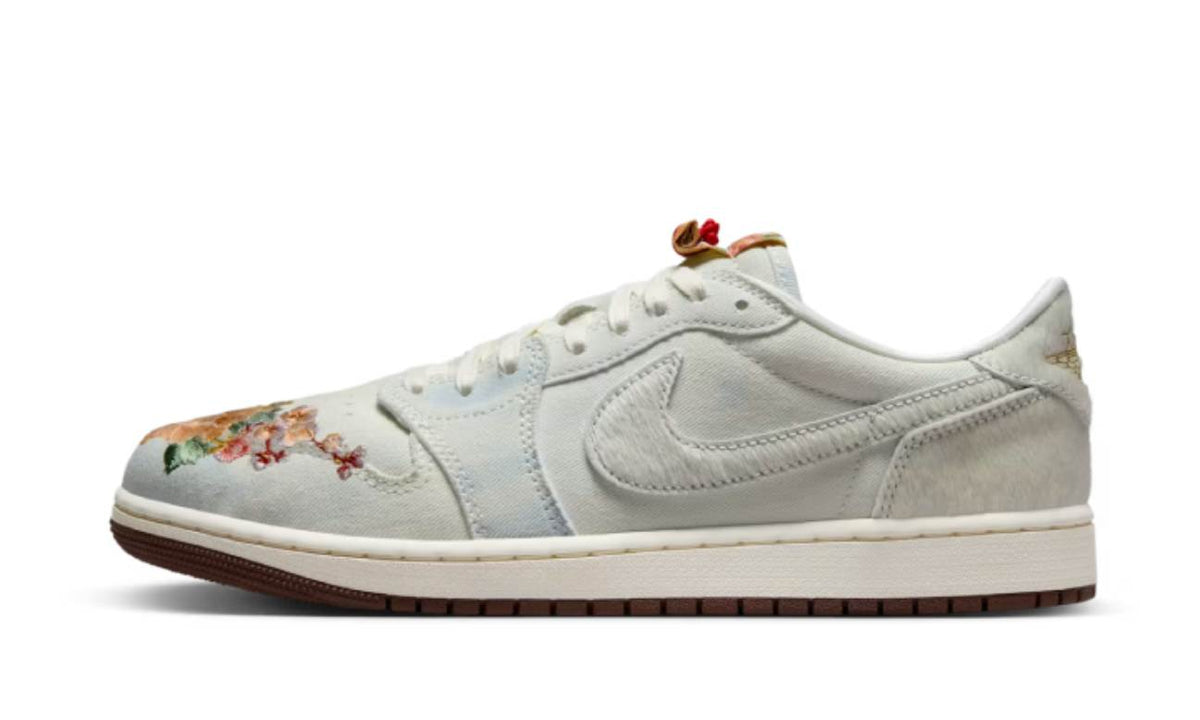 Air Jordan 1 Retro Low OG Football Grey Sail Light Chocolate (2026) IQ1108-011 — Vista 1