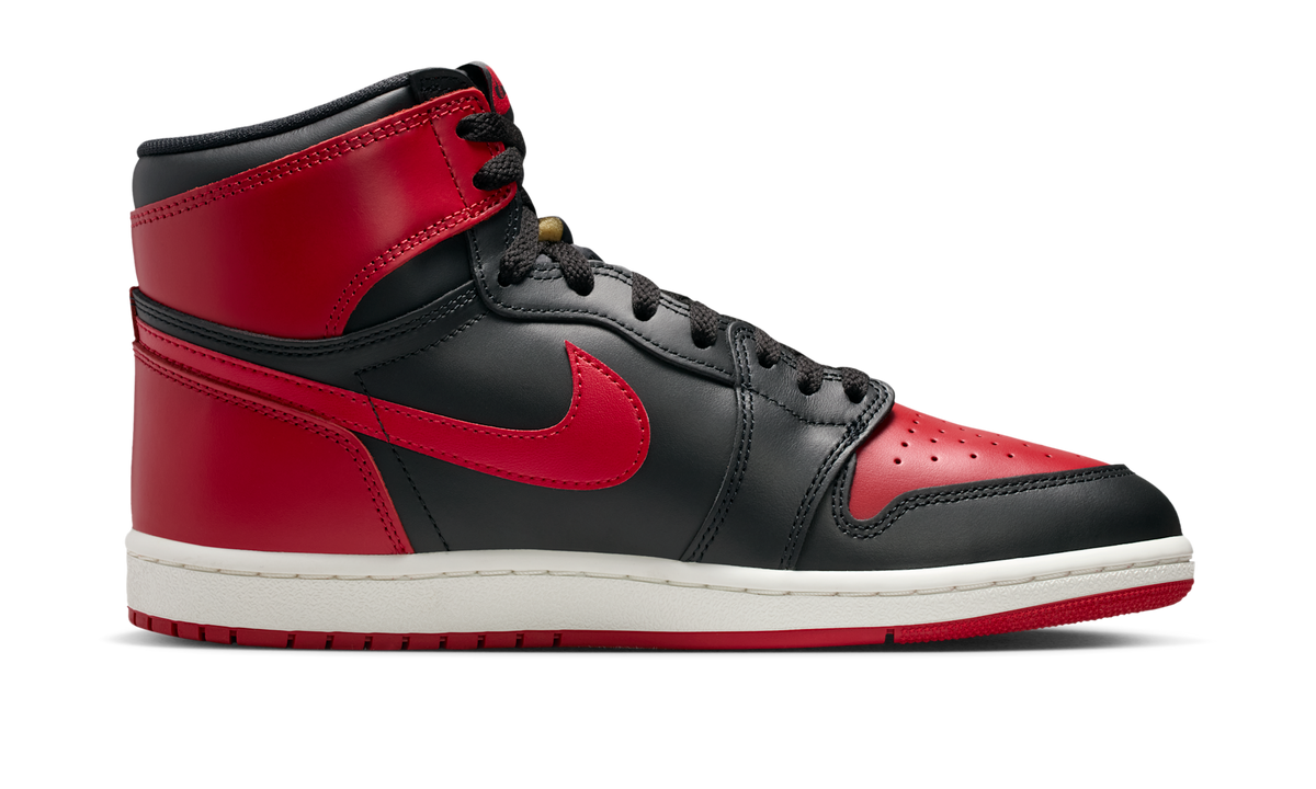 Air Jordan 1 Retro High '85 OG SP Bred (2025) IQ6083-067 — Vista 2