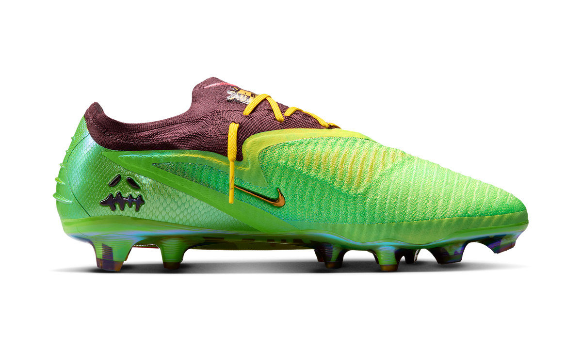 Nike Phantom 6 Low Elite FG SE Travis Scott IQ8140-900 — Vista 2