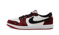 Air Jordan 1 Low OG Last Dance At The Garden IR0088-001 — Vista 1