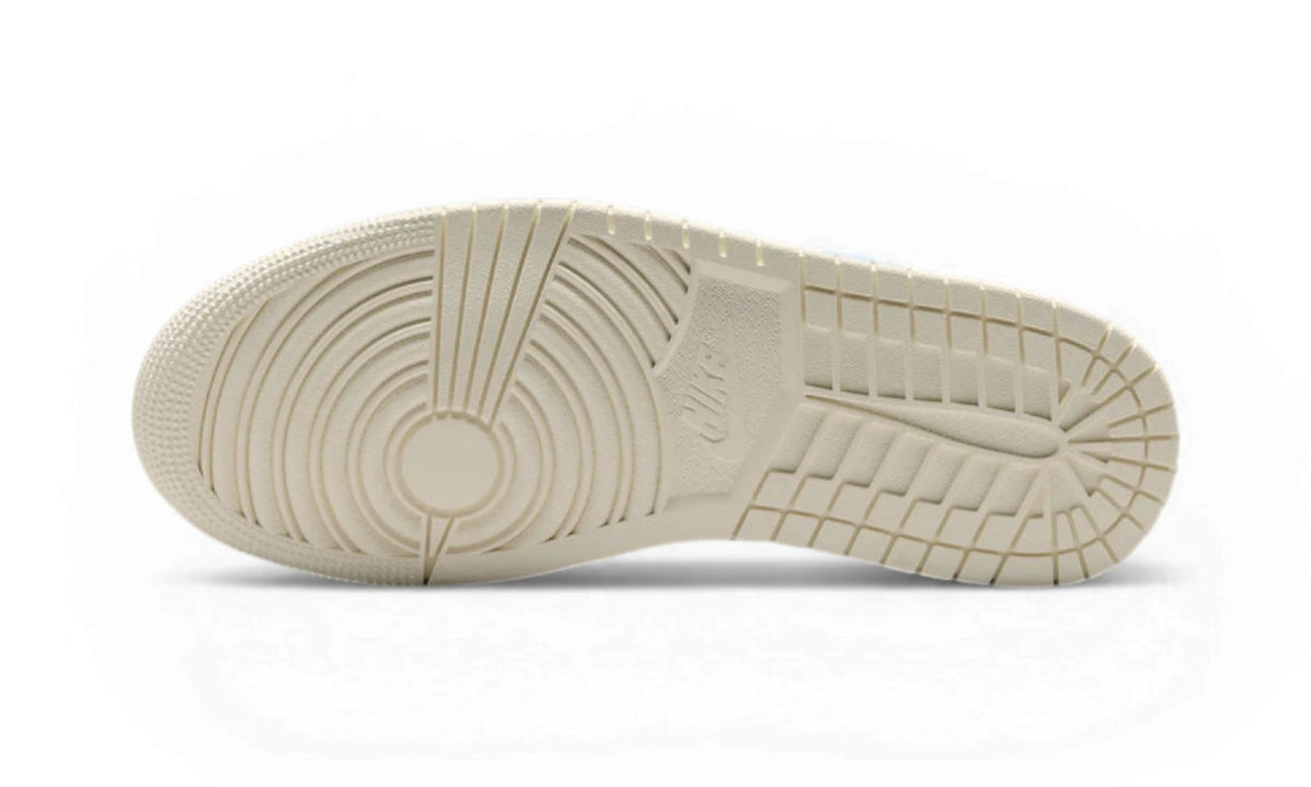 Air Jordan 1 Low Pinstripe Pack IR7553-422 — Vista 3