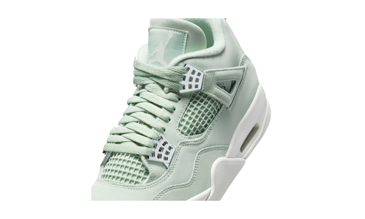 Air Jordan 4 Retro Seafoam
