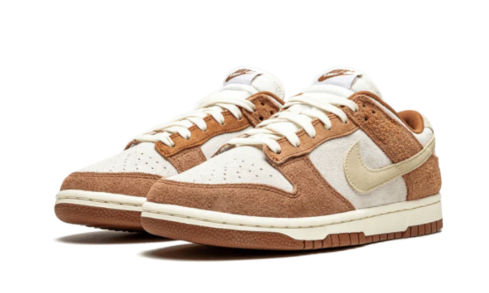 Nike Dunk Low PRM Medium Curry