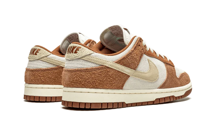 Nike Dunk Low PRM Medium Curry