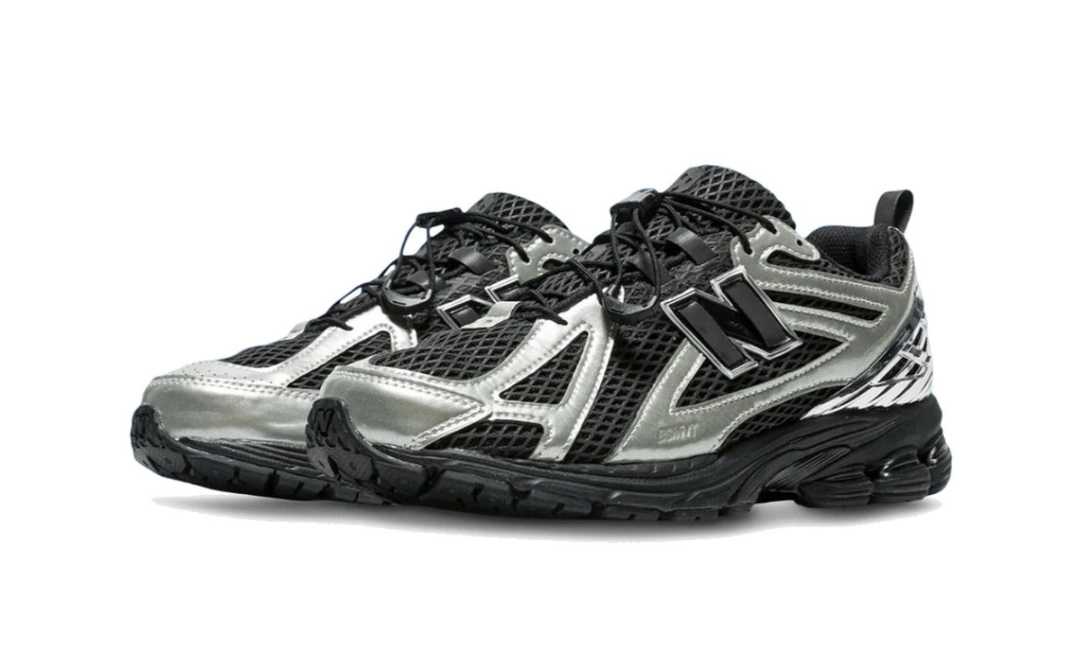 New Balance 1906R The Basement Black Silver M1906RBS — Vista adicional