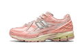 New Balance 1906U Lunar New Year Pink M1906NLN — Vista lateral