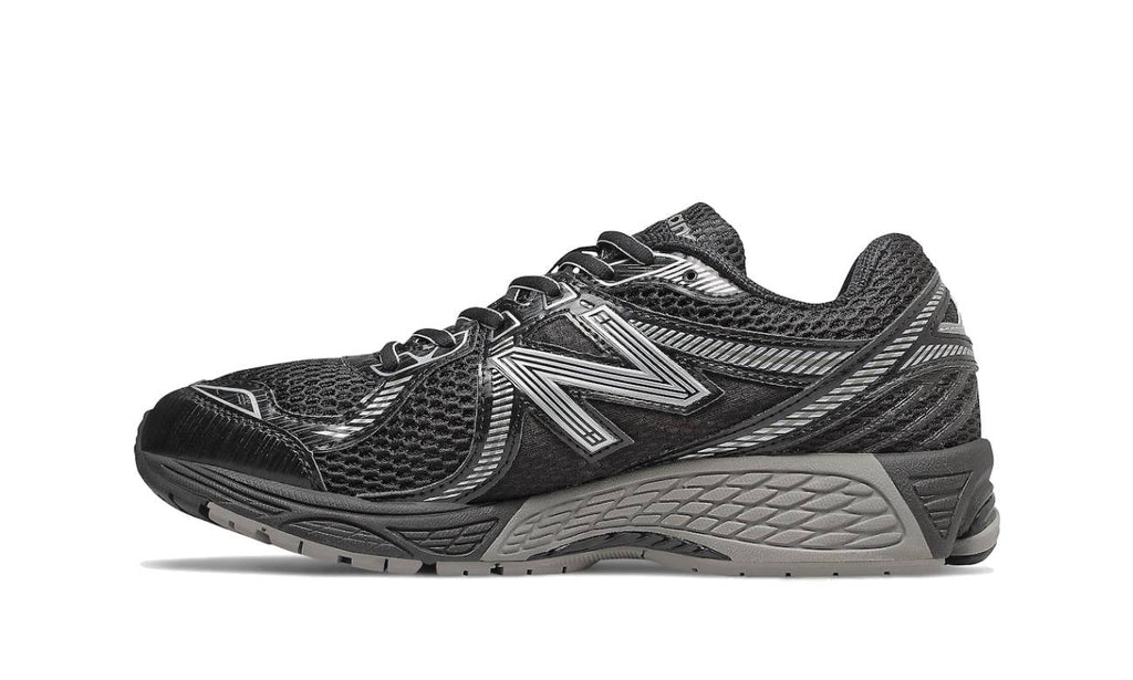 New Balance 860v2 Black Silver ML860XC — Vista lateral