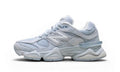 New Balance 9060 Sea Salt Oxford Blue U90607KM — Vista lateral
