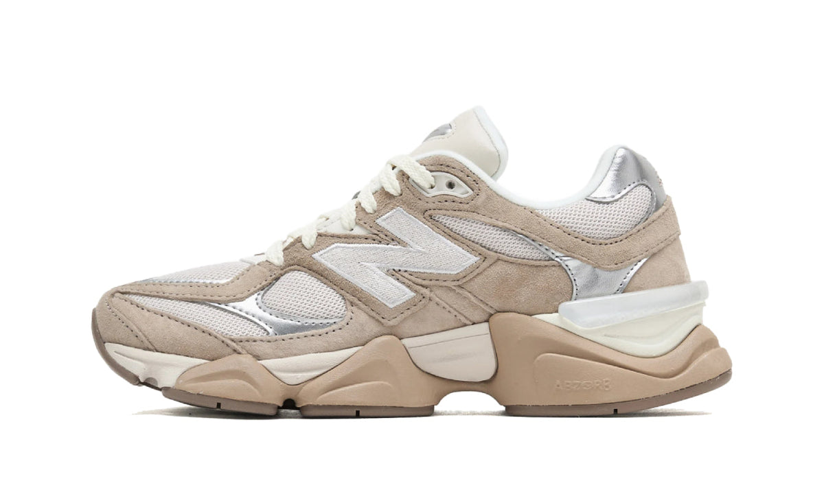 New Balance 9060 Silver Metallic Driftwood U9060ERM — Vista lateral