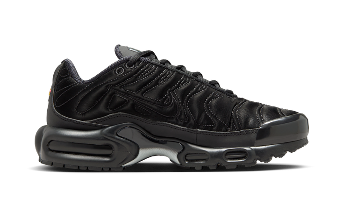 Nike Air Max Plus Black Anthracite Sail (Women's) - FV1169-001 - Vista 3