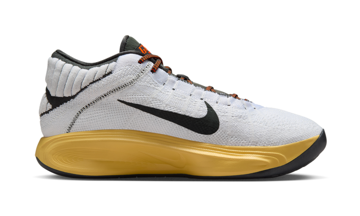 Nike Air Zoom GT Hustle 3 Big Air White Safety Orange - FV5953-101 - Vista 3