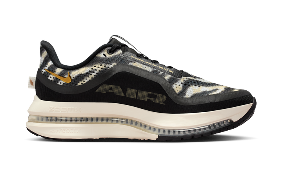 Nike Air Zoom Pegasus Premium Zebra (Women's) - IQ0368-010 - Vista 3