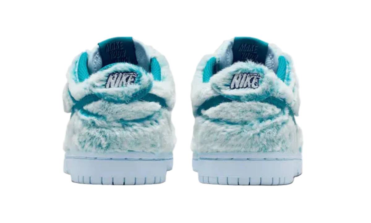 Dunk Low Abominable Snowman