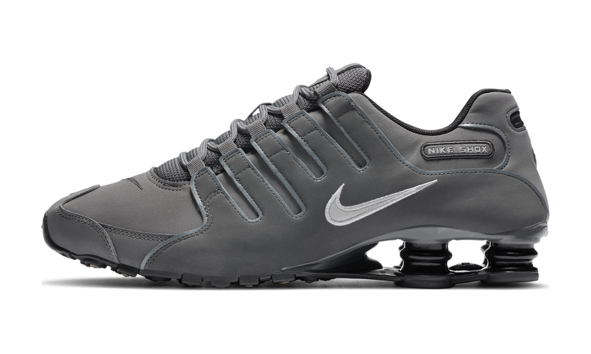 Nike Shox NZ Dark Grey — vista 1