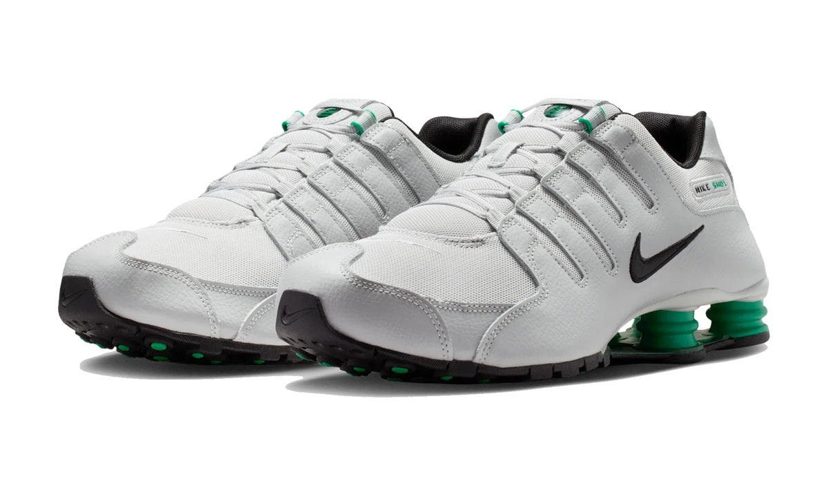 Nike Shox NZ Grey Fog Stadium Green Black — vista 2