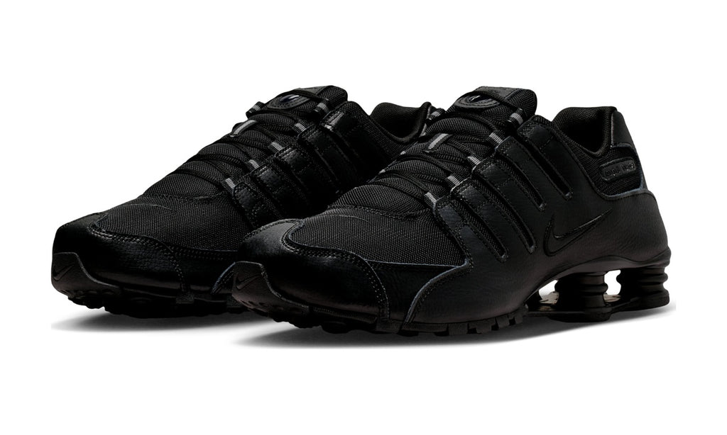 Nike Shox NZ Men‘s shoes Black/Black/Black — vista 2