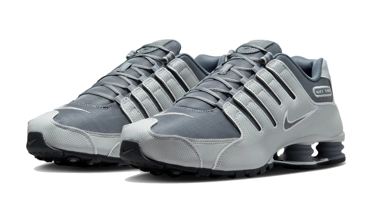 Nike Shox NZ Smoke Grey Fog — vista 2