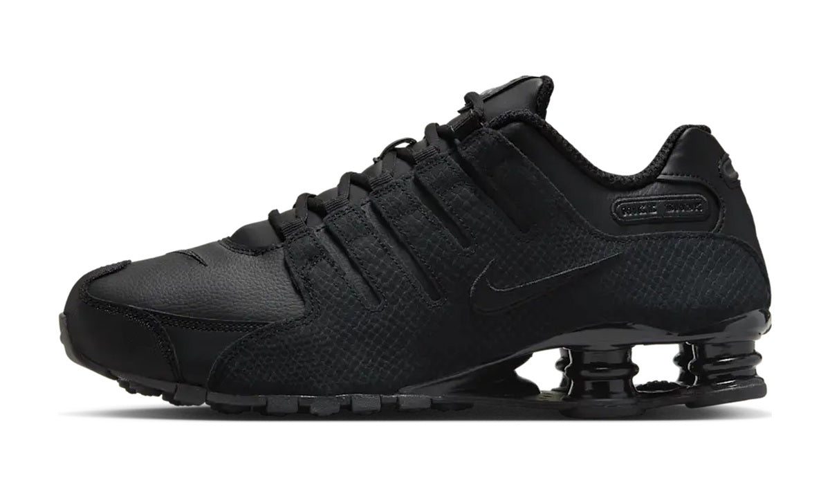 Nike Shox NZ Triple Black — vista 1