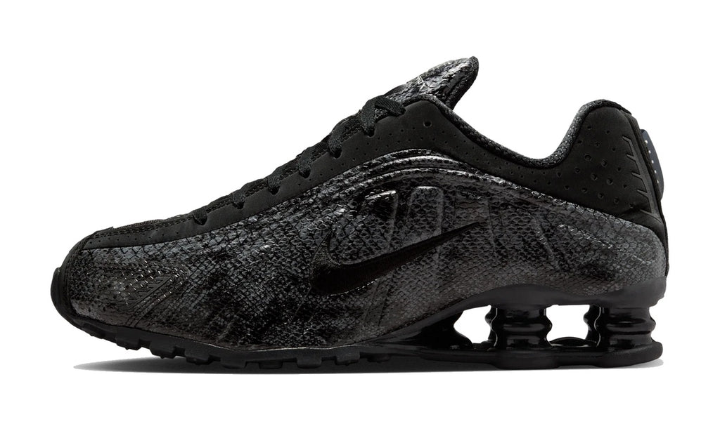 Nike Shox R4 Black Snakeskin (Women's) — vista 1