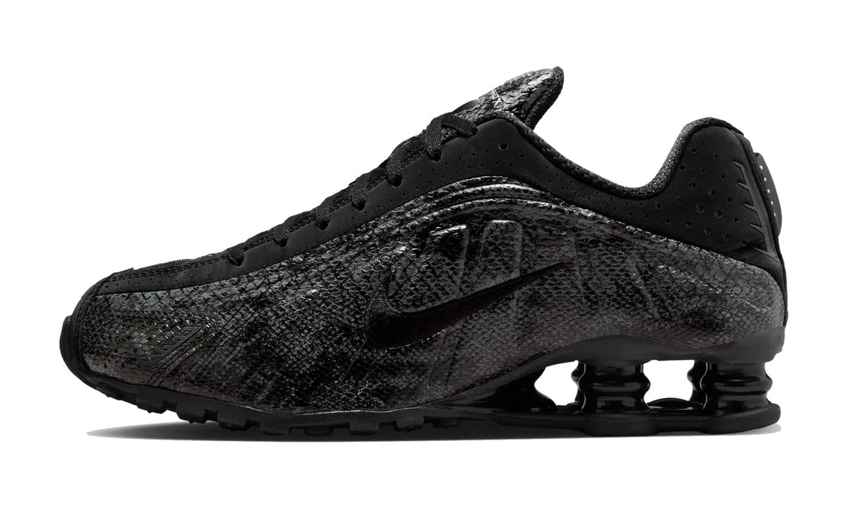 Nike Shox R4 Black Snakeskin (Women's) — vista 1