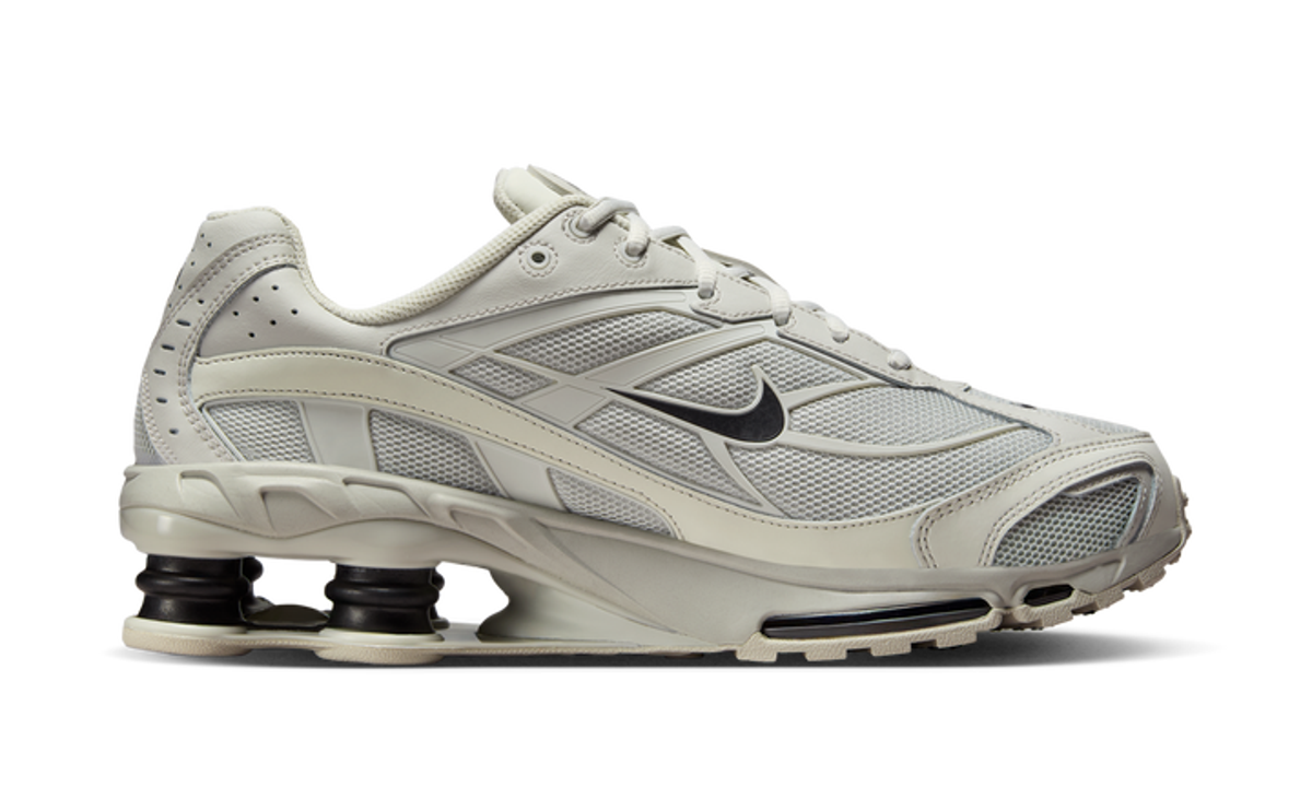 Nike Shox Ride 2 Light Bone Metallic Black - II7635-002 - Vista 3
