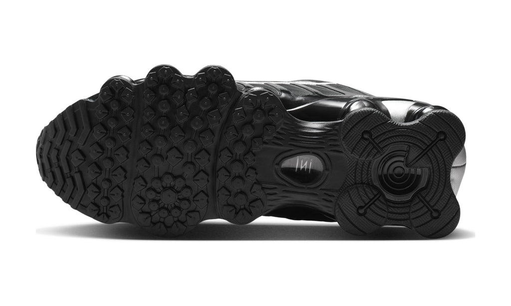 Nike Shox TL Black Metallic Silver (2026) (Women's) — vista 2
