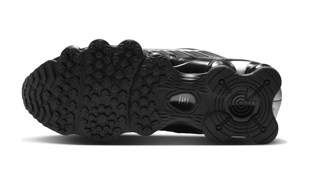 Nike Shox TL Black Metallic Silver (2026) (Women's) — vista 2