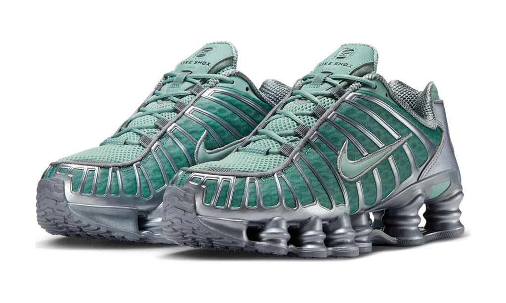 Nike Shox TL Cannon (Women's) — vista 2