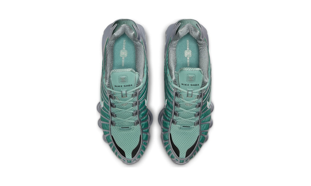 Nike Shox TL Cannon (Women's) — vista 3