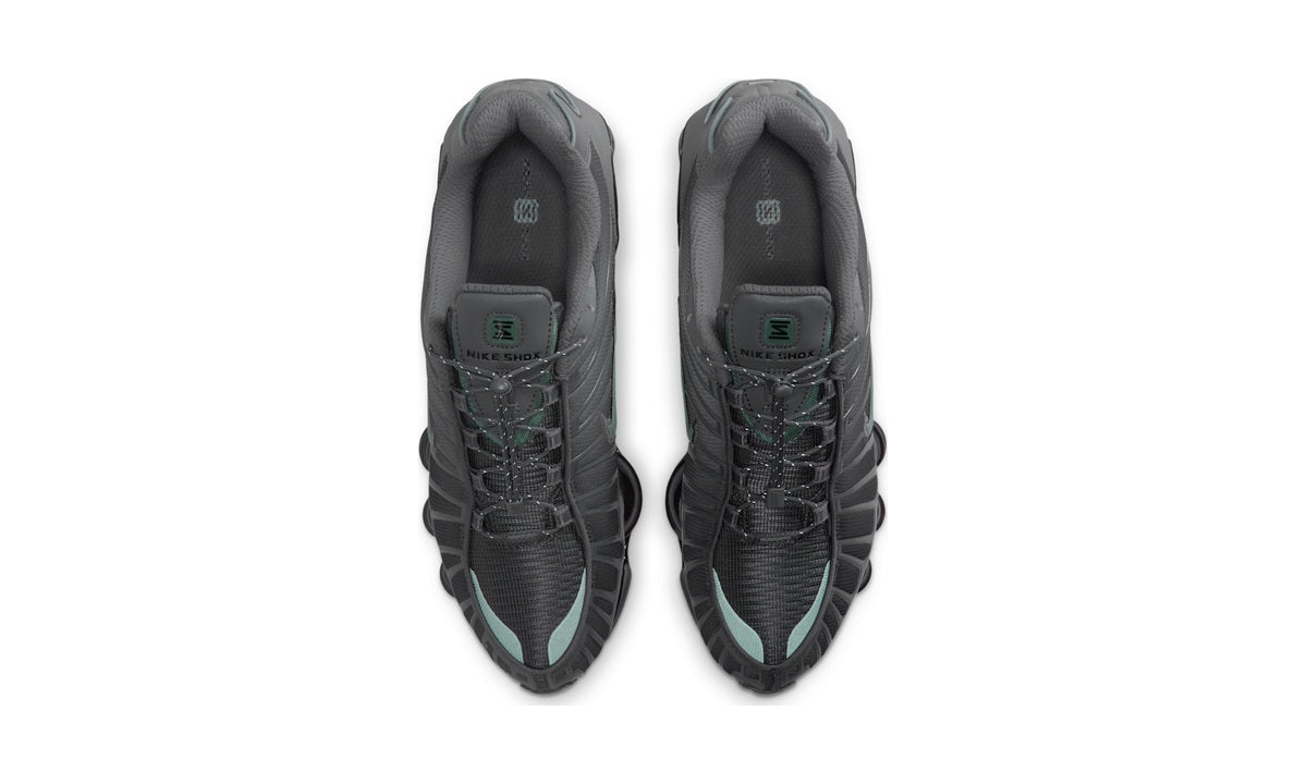 Nike Shox TL Iron Grey Clay Green — vista 3