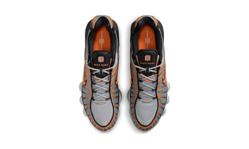 Nike Shox TL Light Smoke Grey Black Bright Mandarin — vista 3