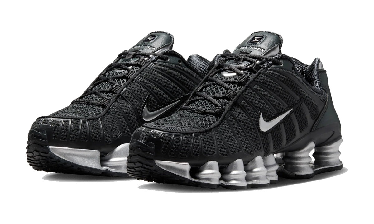 Nike Shox TL Off Noir Black Silver (Women's) — vista 2