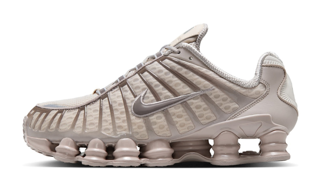 Nike Shox TL Orewood Brown Cave Stone — vista 1