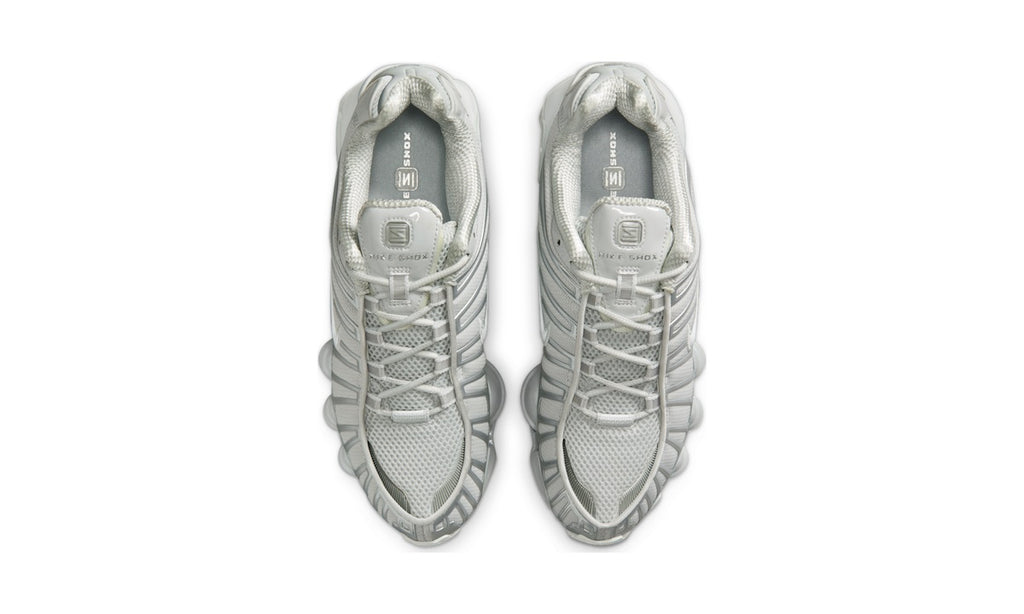 Nike Shox TL Photon Dust Metallic Silver (Women's) — vista 3