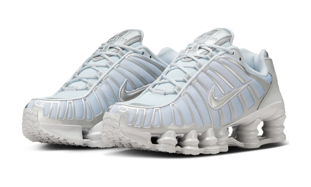 Nike Shox TL Pure Platinum Smoke Grey (Women's) — vista 2